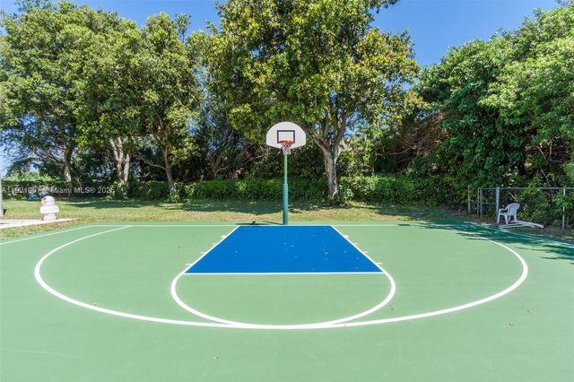 2540 Calamondin Cir, Coconut Creek, FL 33063