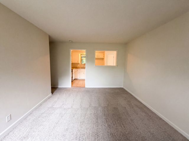 587 Lafayette Rd, Clarksville, TN 37042