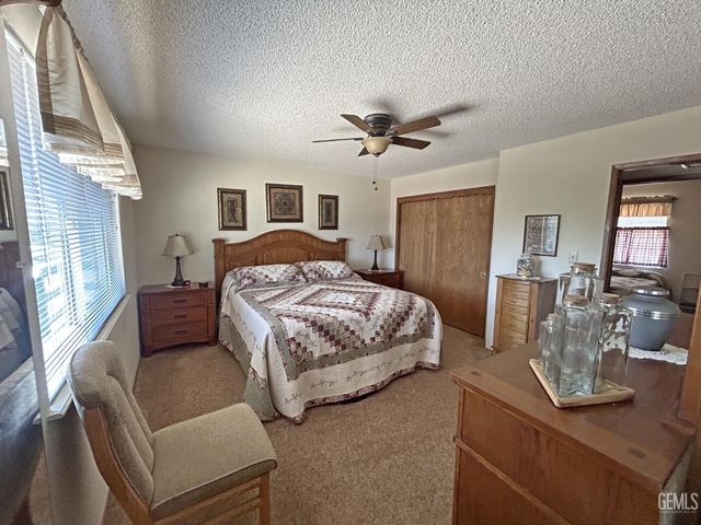 6117 Quail Drive, Lake Isabella, CA 93240