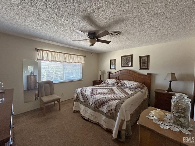 6117 Quail Drive, Lake Isabella, CA 93240