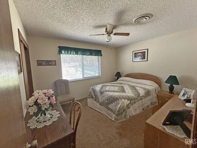 6117 Quail Drive, Lake Isabella, CA 93240