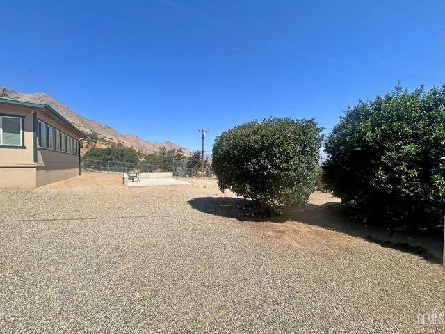 6117 Quail Drive, Lake Isabella, CA 93240
