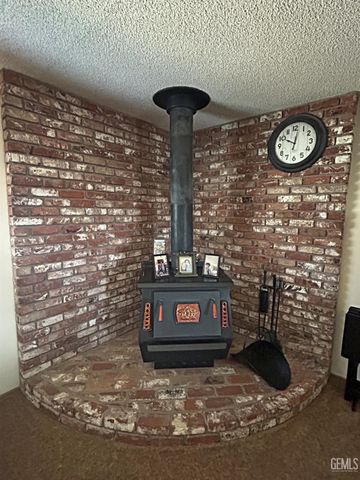 6117 Quail Drive, Lake Isabella, CA 93240