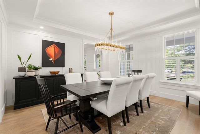 45 Longmeadow Rd, Wellesley, MA 02482
