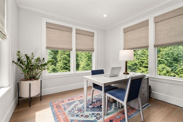 45 Longmeadow Rd, Wellesley, MA 02482