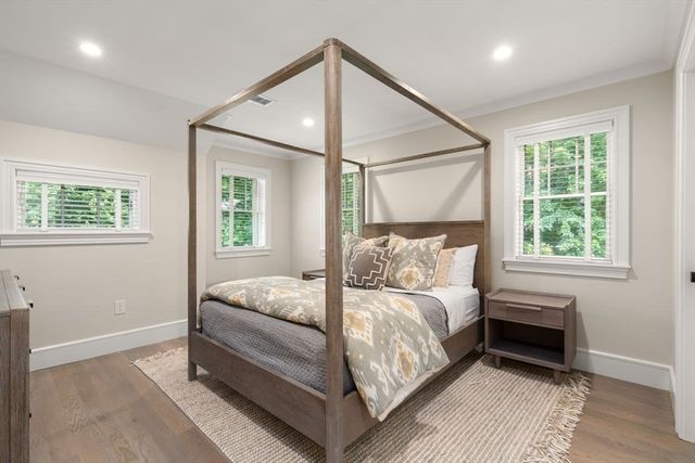 45 Longmeadow Rd, Wellesley, MA 02482