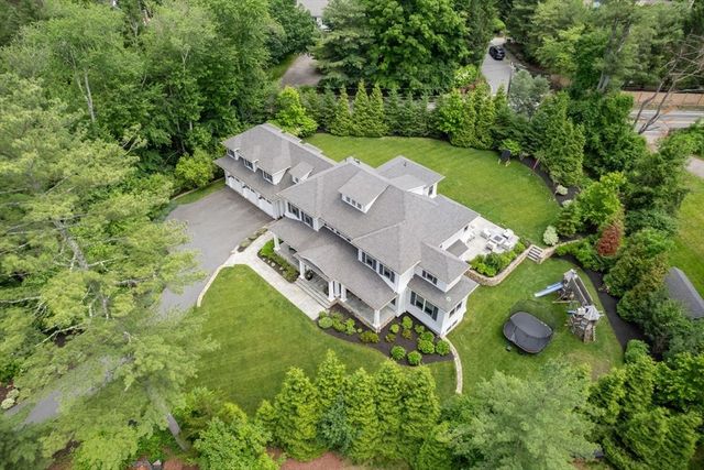 45 Longmeadow Rd, Wellesley, MA 02482