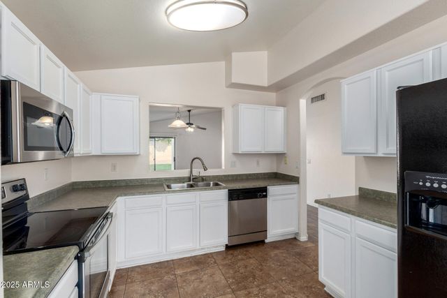 6606 W PRICKLY PEAR Trail, Phoenix, AZ 85083