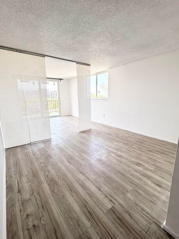 12500 NE 15th Avenue 516, North Miami, FL 33161