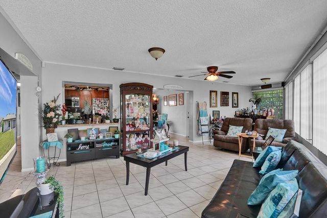 9516 NW 80th Court, Tamarac, FL 33321