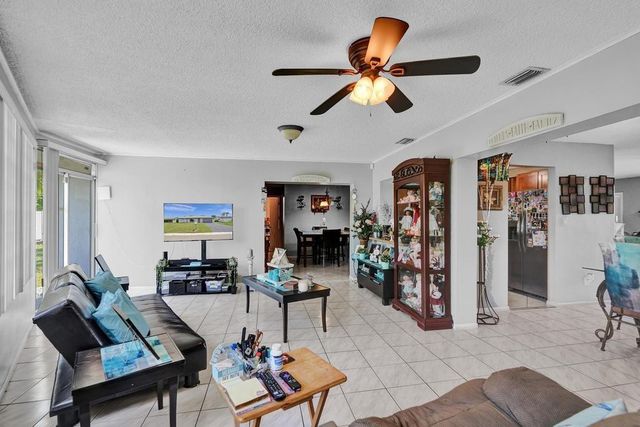 9516 NW 80th Court, Tamarac, FL 33321