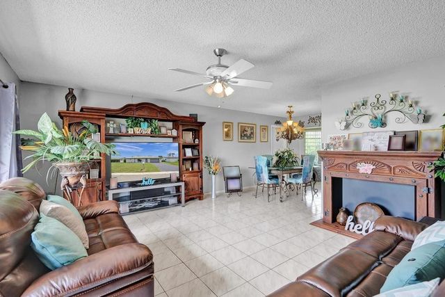 9516 NW 80th Court, Tamarac, FL 33321