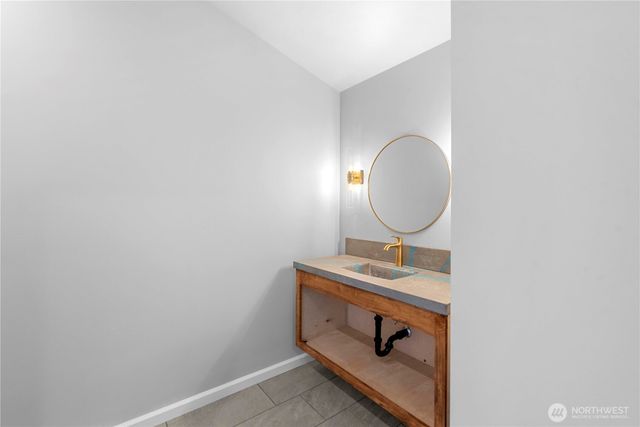 544 N Colorado Avenue, East Wenatchee, WA 98802