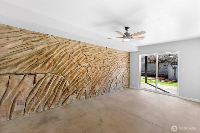 544 N Colorado Avenue, East Wenatchee, WA 98802