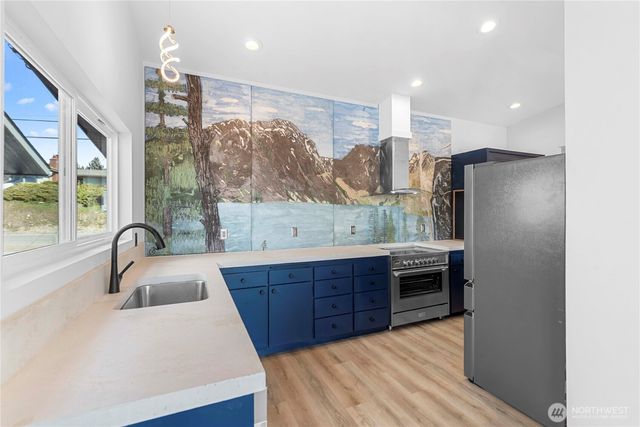 544 N Colorado Avenue, East Wenatchee, WA 98802