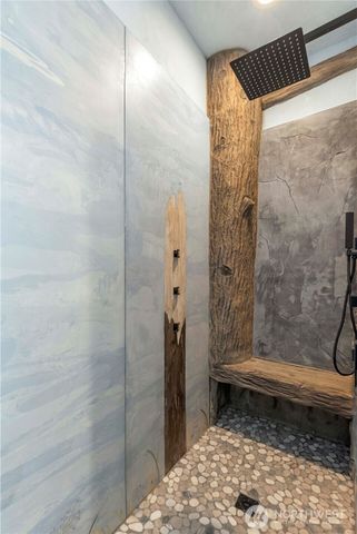 544 N Colorado Avenue, East Wenatchee, WA 98802