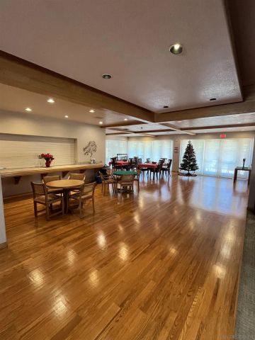 6350 Genesee Ave 204, San Diego, CA 92122