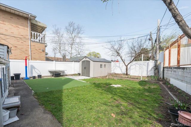 24611 61st Avenue, Little Neck, NY 11362
