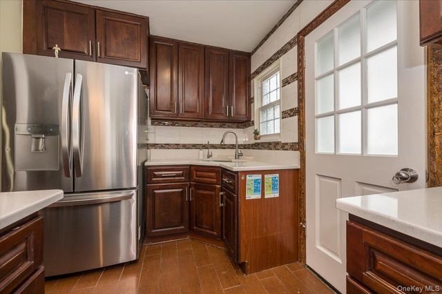 24611 61st Avenue, Little Neck, NY 11362