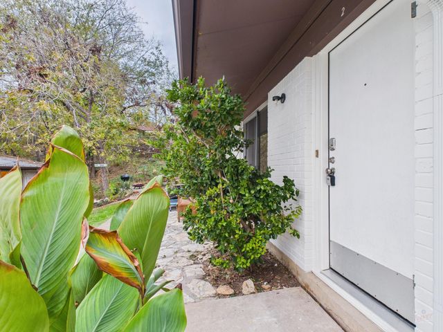 1303 Hollow Creek DR 2, Austin, TX 78704