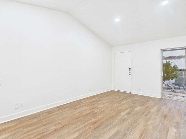 1303 Hollow Creek DR 2, Austin, TX 78704