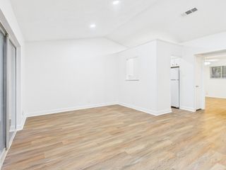 1303 Hollow Creek DR 2, Austin, TX 78704