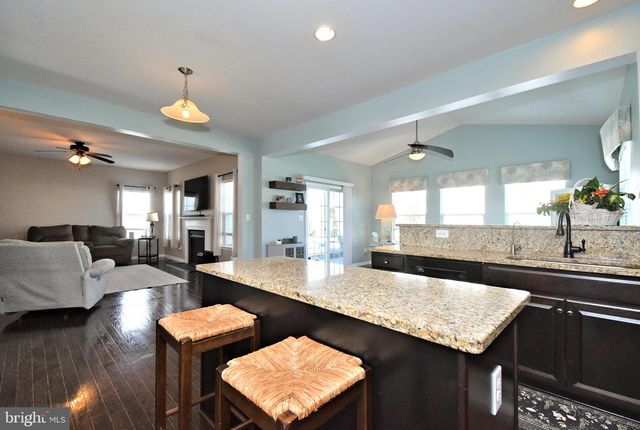 85 WINDOVER DR, Gilbertsville, PA 19525