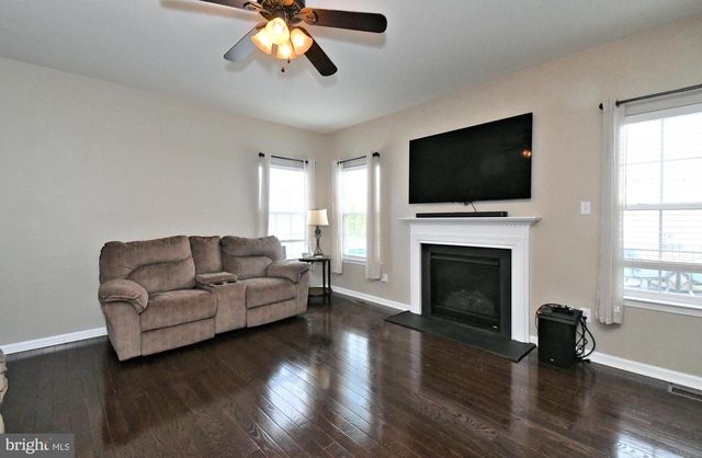 85 WINDOVER DR, Gilbertsville, PA 19525