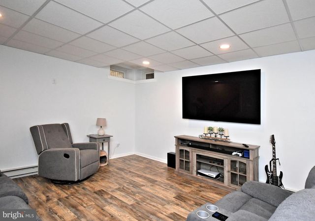 85 WINDOVER DR, Gilbertsville, PA 19525