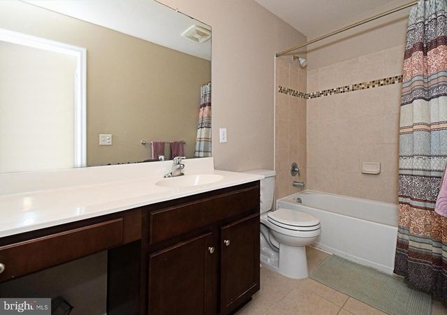 85 WINDOVER DR, Gilbertsville, PA 19525