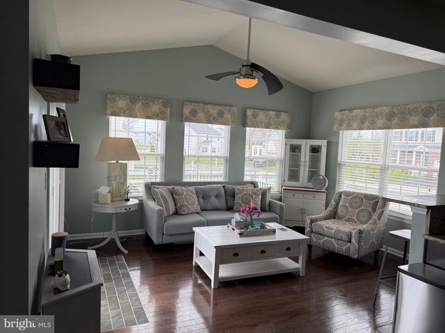 85 WINDOVER DR, Gilbertsville, PA 19525
