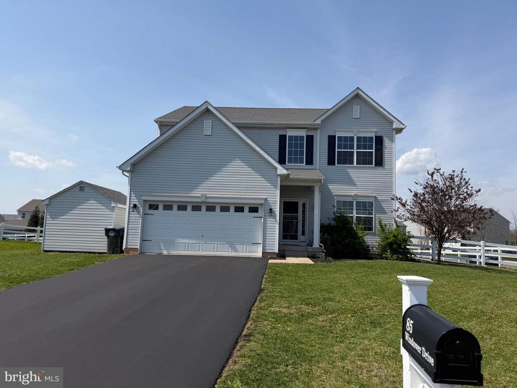 85 WINDOVER DR, Gilbertsville, PA 19525
