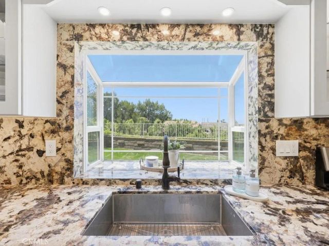 21711 Bogarra, Mission Viejo, CA 92692