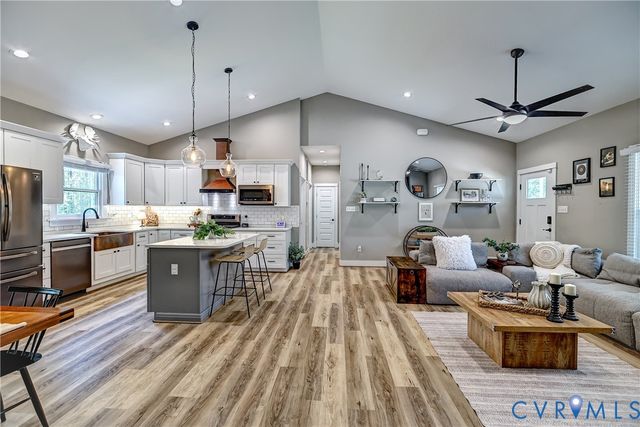 2253 Chapel Hill Rd, Goochland, VA 23063