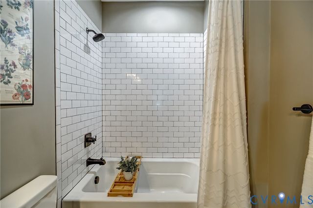 2253 Chapel Hill Rd, Goochland, VA 23063