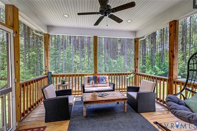 2253 Chapel Hill Rd, Goochland, VA 23063
