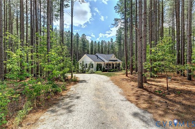 2253 Chapel Hill Rd, Goochland, VA 23063