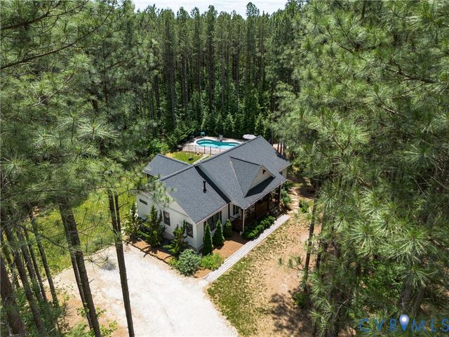 2253 Chapel Hill Rd, Goochland, VA 23063
