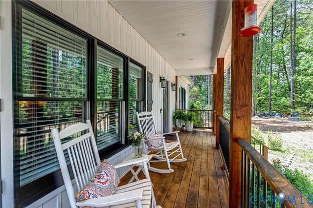 2253 Chapel Hill Rd, Goochland, VA 23063