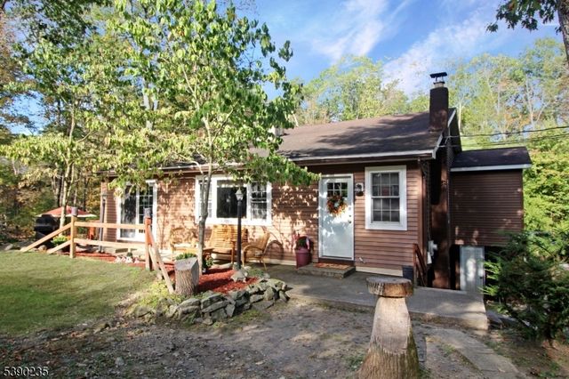 13 Hemlock Ave, Andover Twp., NJ 07860