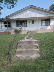 6321 Willow Road, Ider, AL 35981