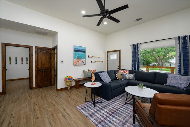 150 Preston Shores, Pottsboro, TX 75076