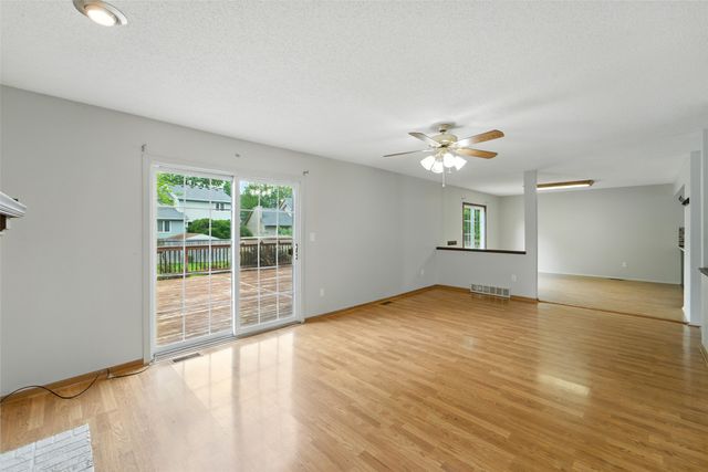 1228 64th Street, West Des Moines, IA 50266