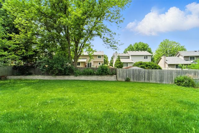 1228 64th Street, West Des Moines, IA 50266