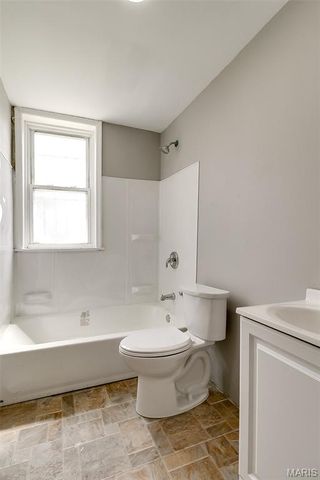 1402 Granville Place, St Louis, MO 63112