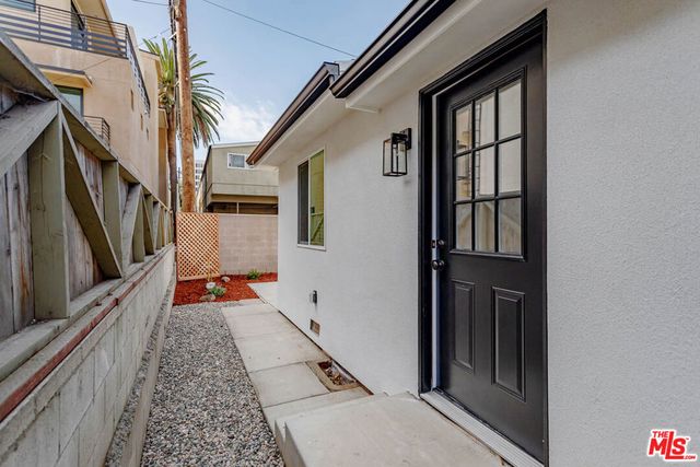 253 S Catalina Avenue, Pasadena, CA 91106