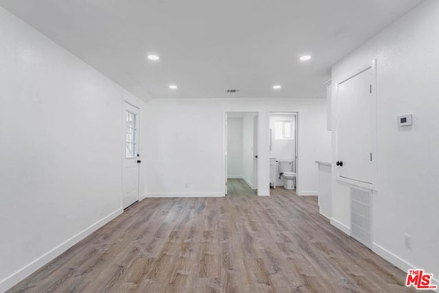 253 S Catalina Avenue, Pasadena, CA 91106