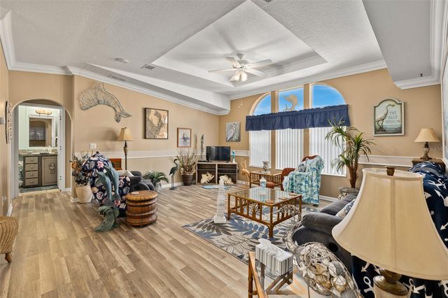 134 AMERICANA COURT NE 216, St Petersburg, FL 33702