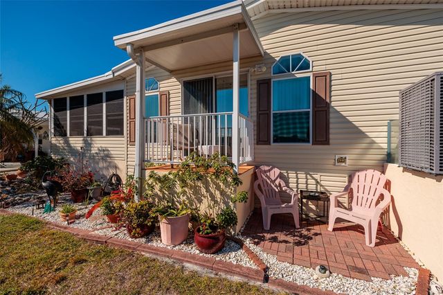 134 AMERICANA COURT NE 216, St Petersburg, FL 33702