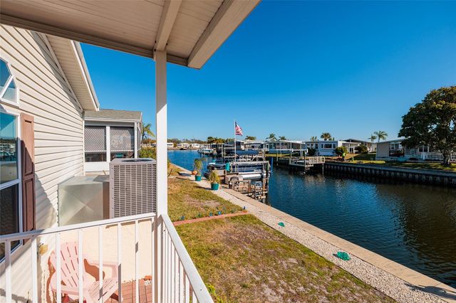 134 AMERICANA COURT NE 216, St Petersburg, FL 33702